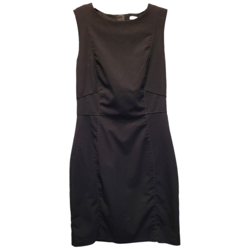 H&M Elegant Structured Sleeveless Little Black Dress - Size 8